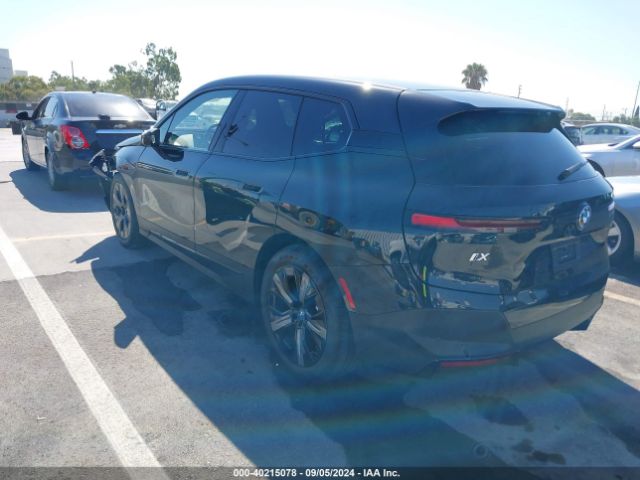 Photo 2 VIN: WB523CF03RCP15418 - BMW IX 