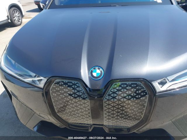 Photo 9 VIN: WB533CF03RCR51314 - BMW IX 