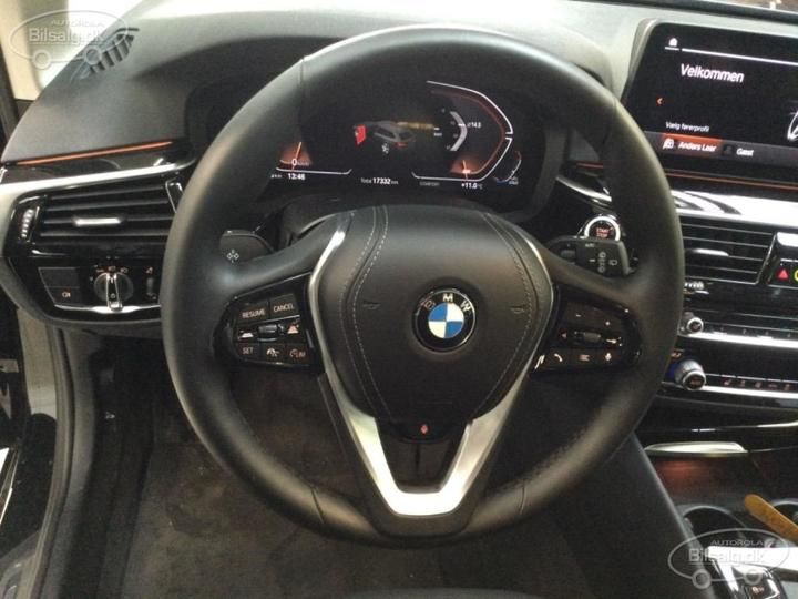 Photo 5 VIN: WBA11AJ02MCG94166 - BMW 5 SERIES TOURING 