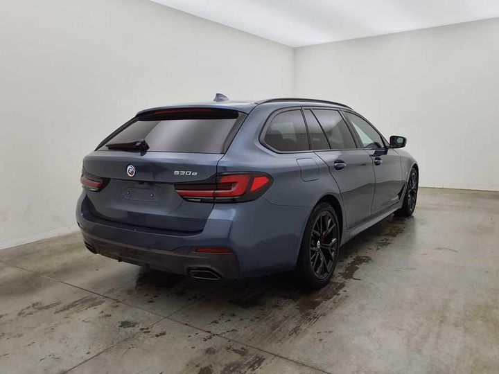 Photo 11 VIN: WBA11CG010CM61843 - BMW BMW 5 SERIES 