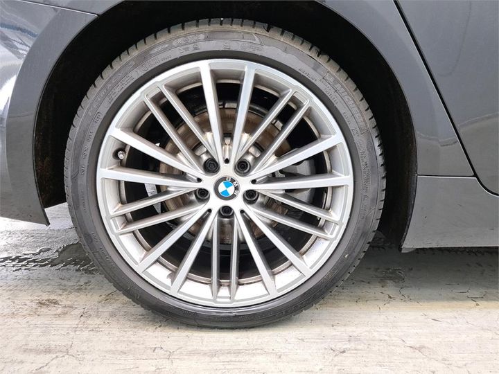 Photo 15 VIN: WBA11DX000CE09368 - BMW 520 