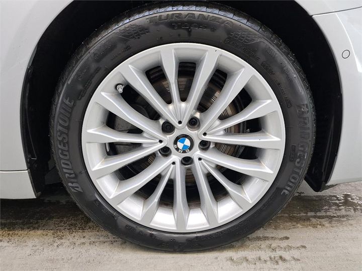 Photo 13 VIN: WBA11DX070CE81345 - BMW 520 