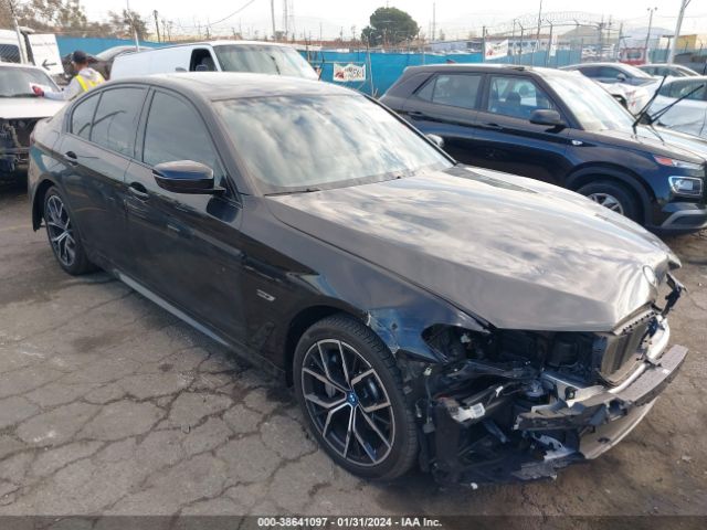 Photo 0 VIN: WBA13AG00PCL96783 - BMW 530E 