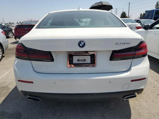 Photo 5 VIN: WBA13AG03NCJ23477 - BMW 530E 