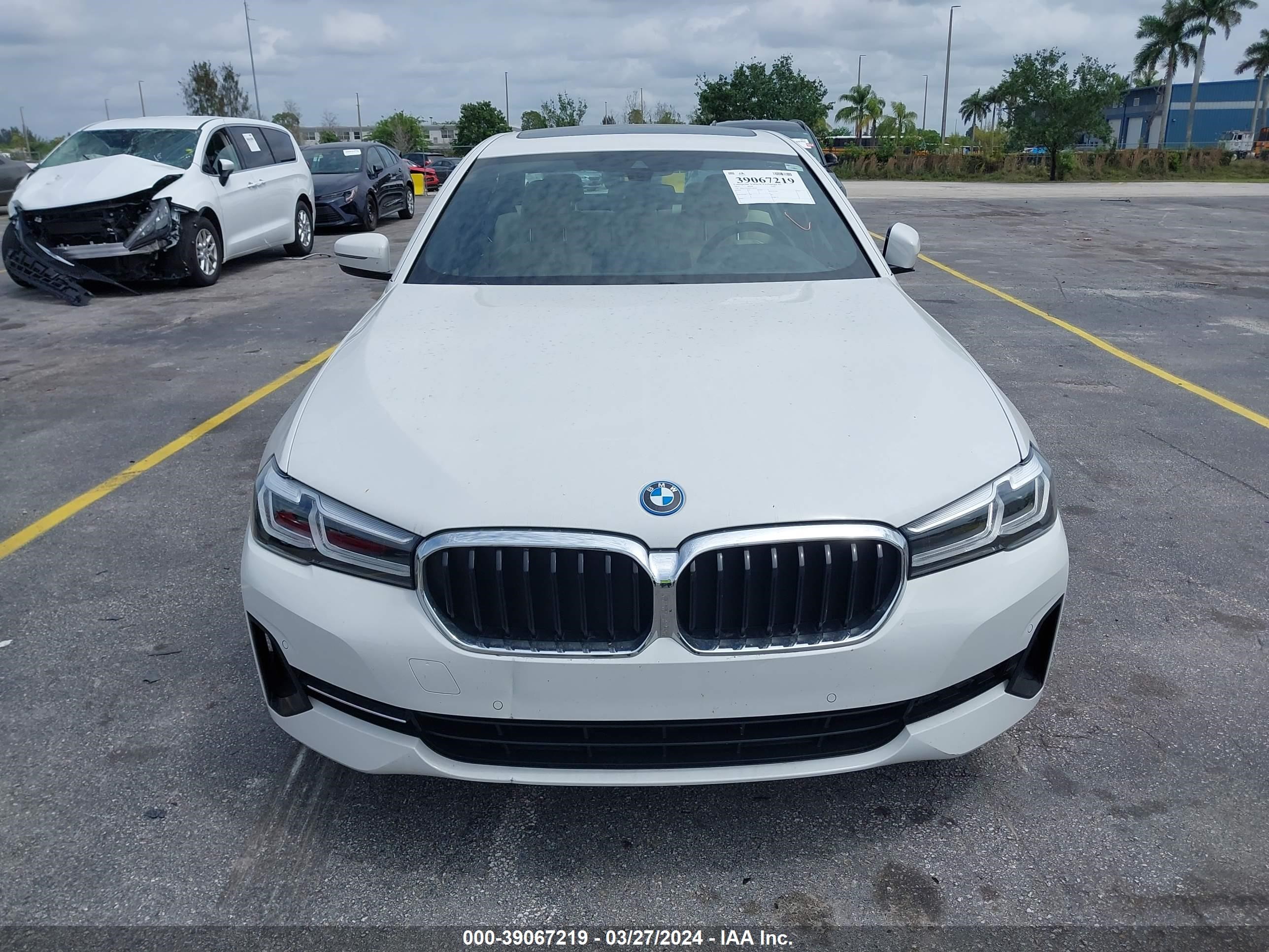 Photo 11 VIN: WBA13AG04PCL83986 - BMW 5ER 