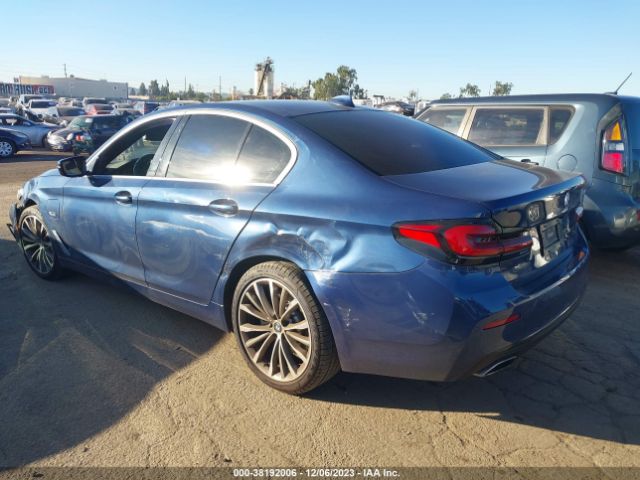 Photo 2 VIN: WBA13AG06PCL93922 - BMW 530E 