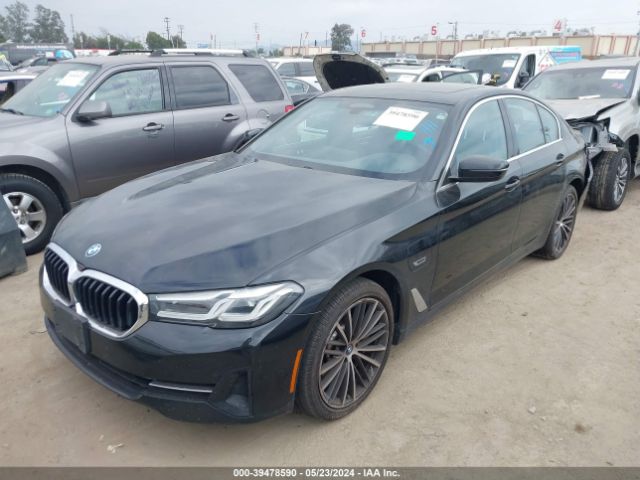 Photo 1 VIN: WBA13AG08NCJ19540 - BMW 530E 