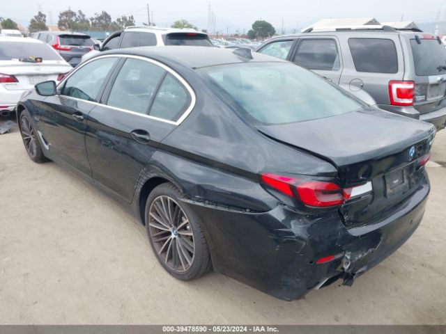 Photo 2 VIN: WBA13AG08NCJ19540 - BMW 530E 