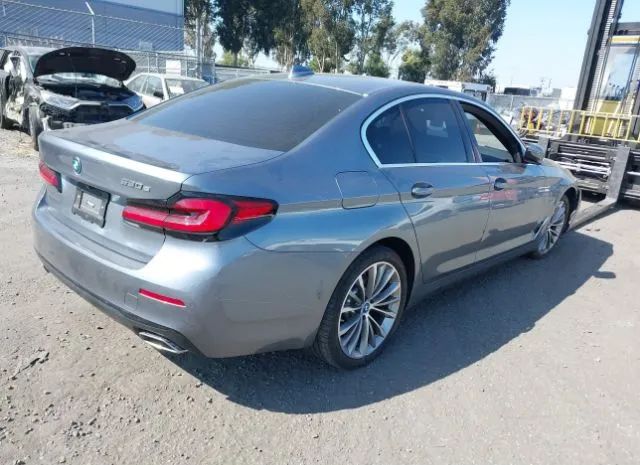 Photo 3 VIN: WBA13AG08NCK73990 - BMW 530E 