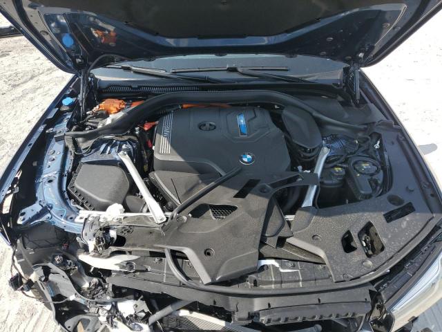 Photo 10 VIN: WBA13AG08PCL98362 - BMW 530E 