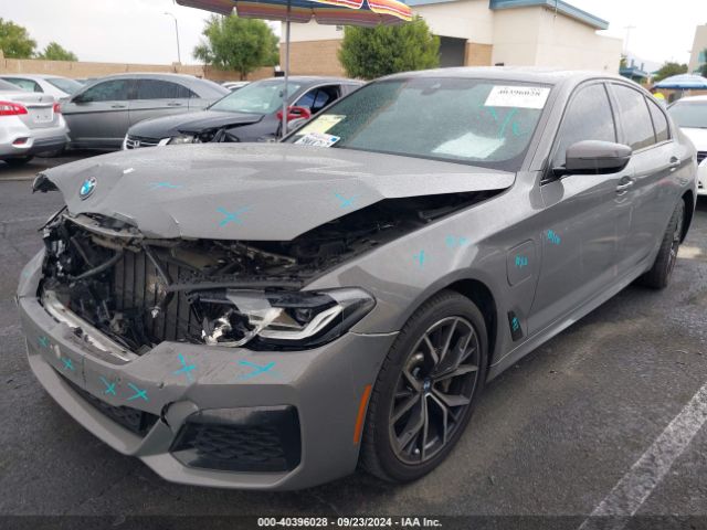 Photo 1 VIN: WBA13AG09MCF53628 - BMW 530E 