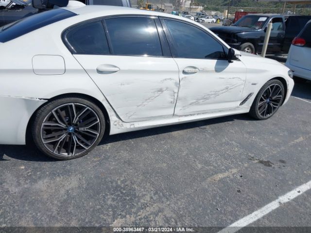 Photo 5 VIN: WBA13AG09NCK61685 - BMW 530E 