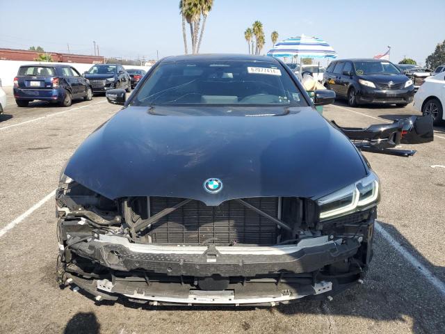 Photo 4 VIN: WBA13AG0XPCL31570 - BMW 530E 