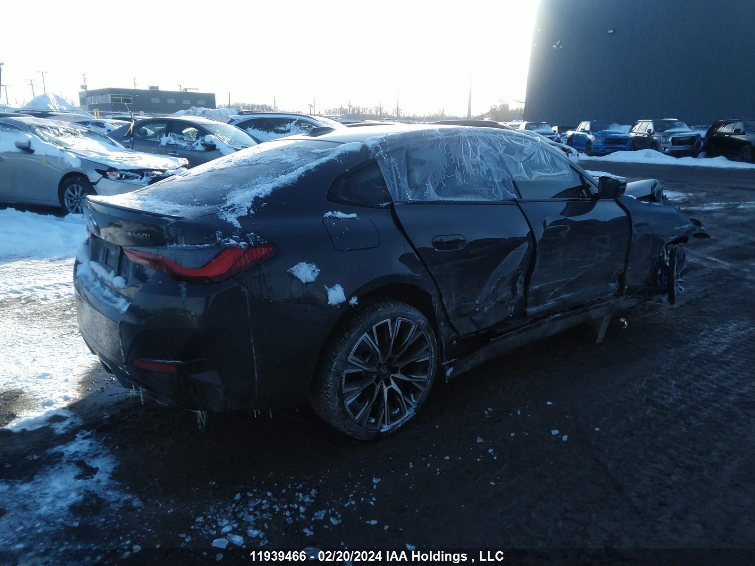 Photo 3 VIN: WBA13AW05NFL76476 - BMW 4ER 