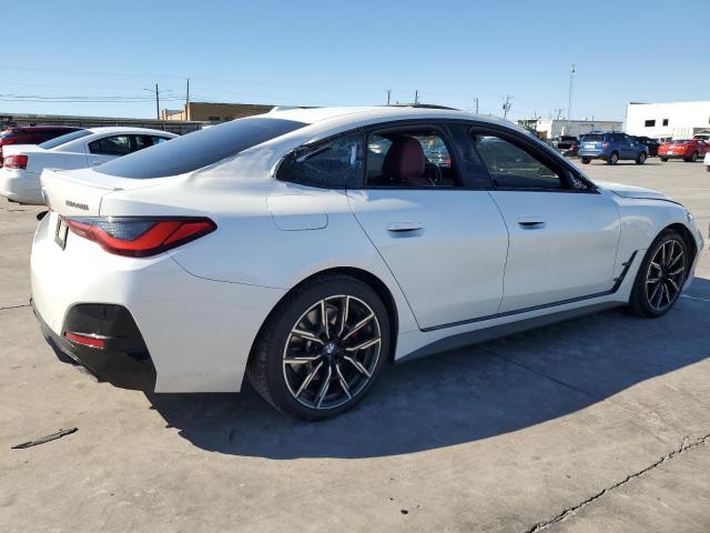 Photo 2 VIN: WBA13AW08NFL96396 - BMW M440XI GRA 