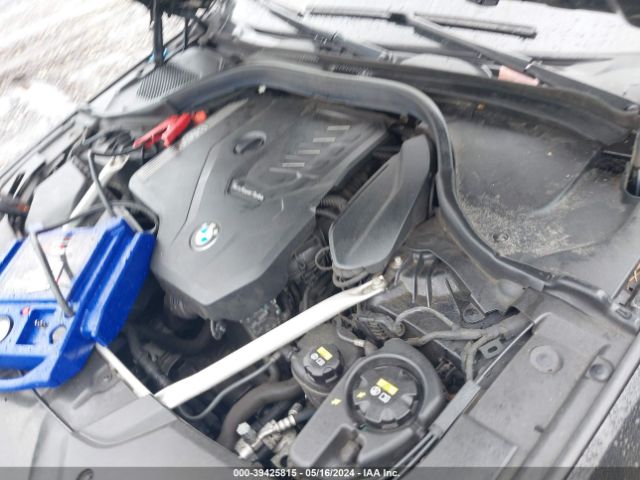 Photo 9 VIN: WBA13BJ00MCF64953 - BMW 530 