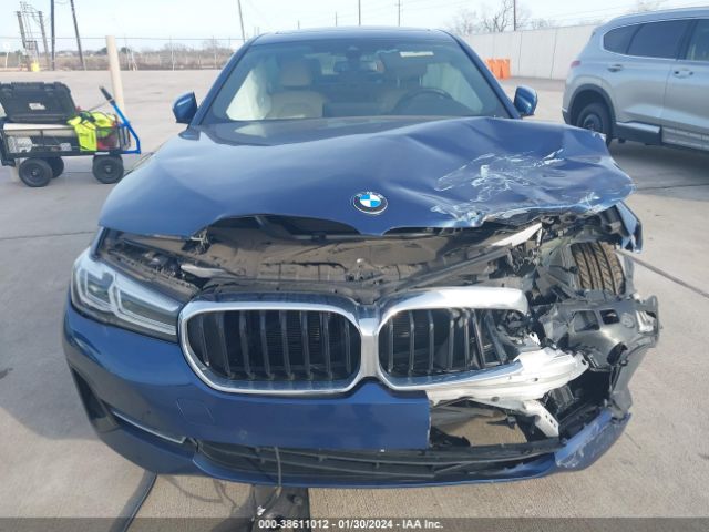 Photo 5 VIN: WBA13BJ02NWX38325 - BMW 530I 