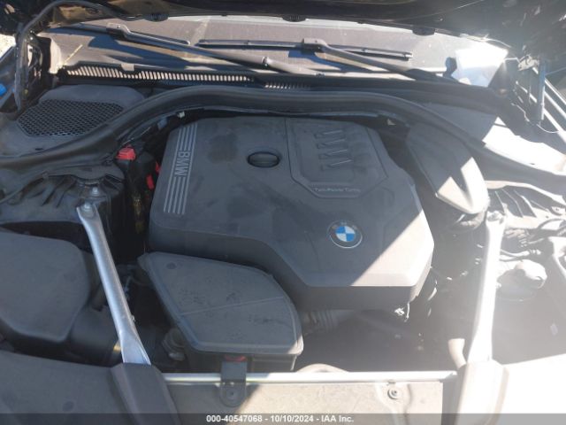 Photo 9 VIN: WBA13BJ02NWX40186 - BMW 530I 