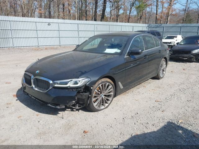 Photo 1 VIN: WBA13BJ03NWX52654 - BMW 530 