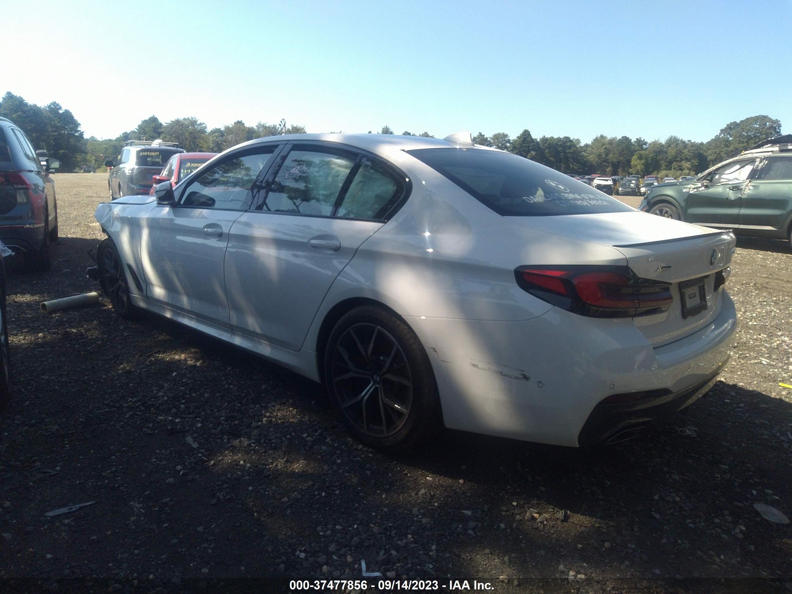 Photo 2 VIN: WBA13BJ03PCM46185 - BMW 5ER 