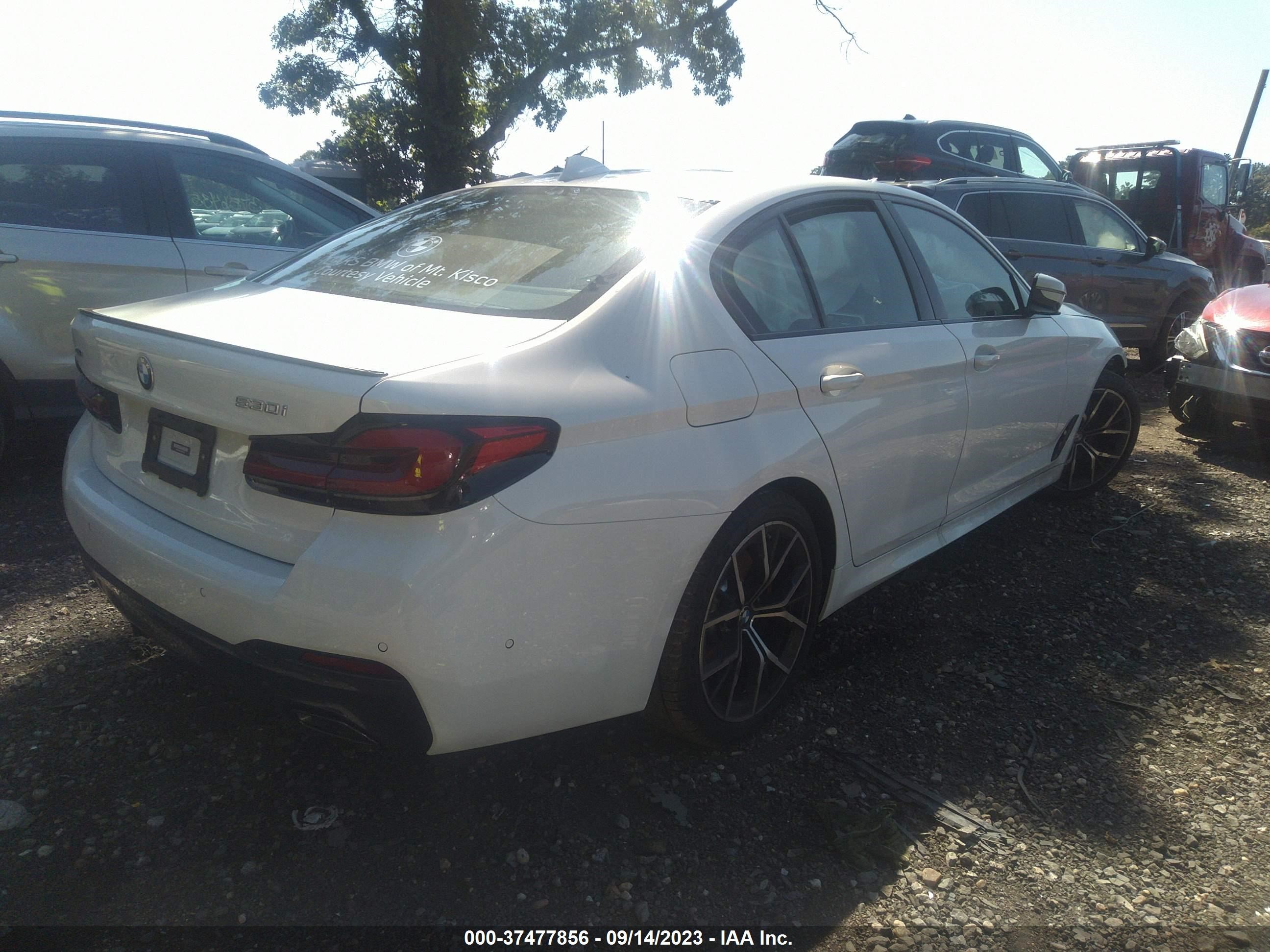 Photo 3 VIN: WBA13BJ03PCM46185 - BMW 5ER 