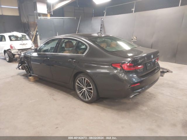 Photo 2 VIN: WBA13BJ05MWX17256 - BMW 530I 