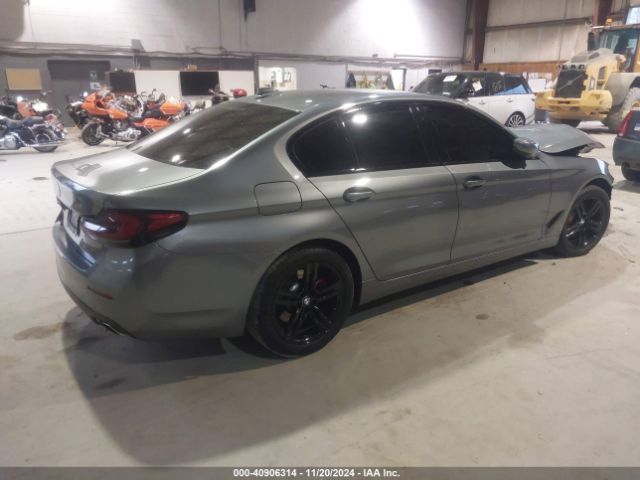 Photo 3 VIN: WBA13BJ07MCF20089 - BMW 530I 