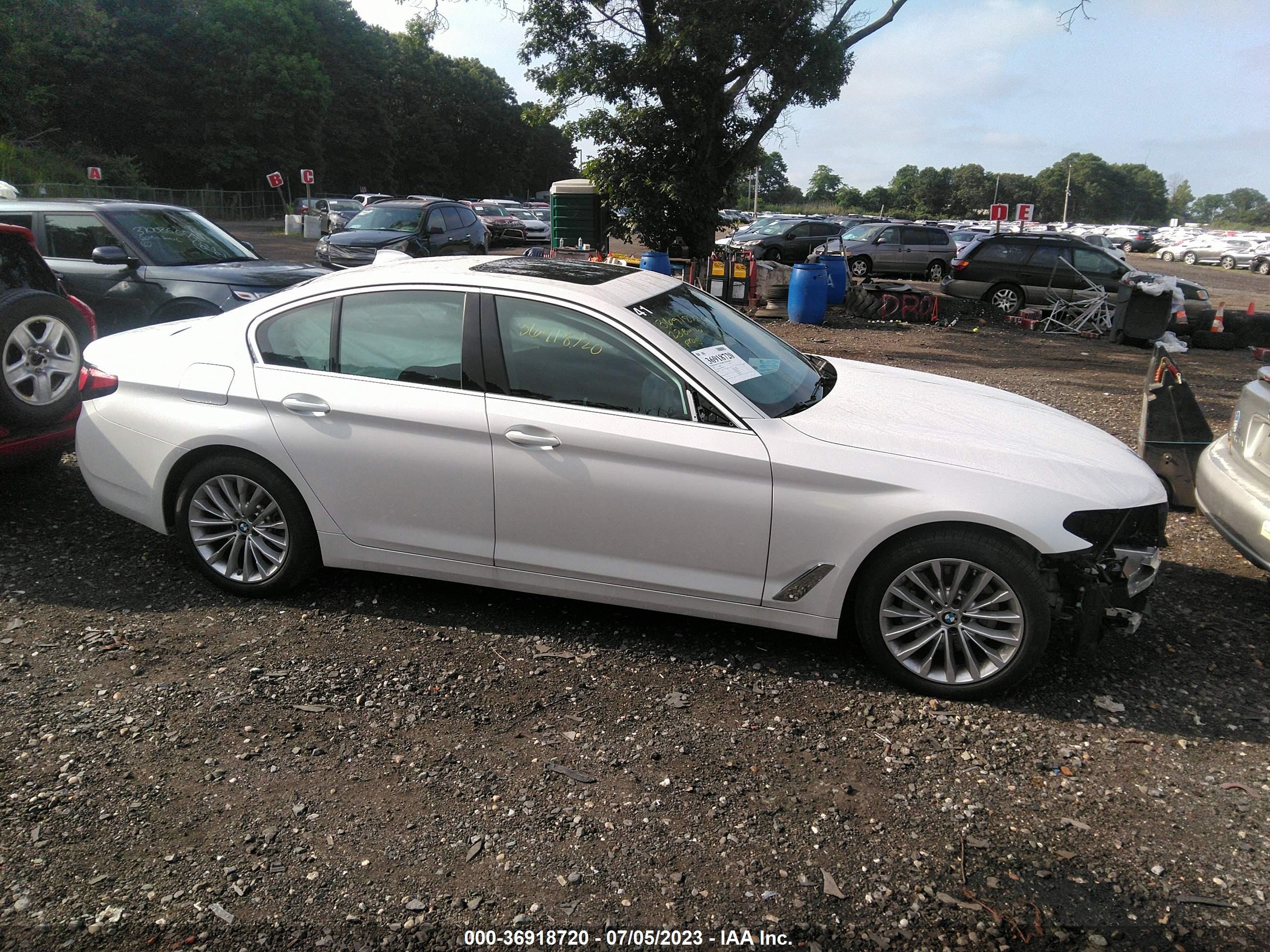 Photo 12 VIN: WBA13BJ07PWX93727 - BMW 5ER 