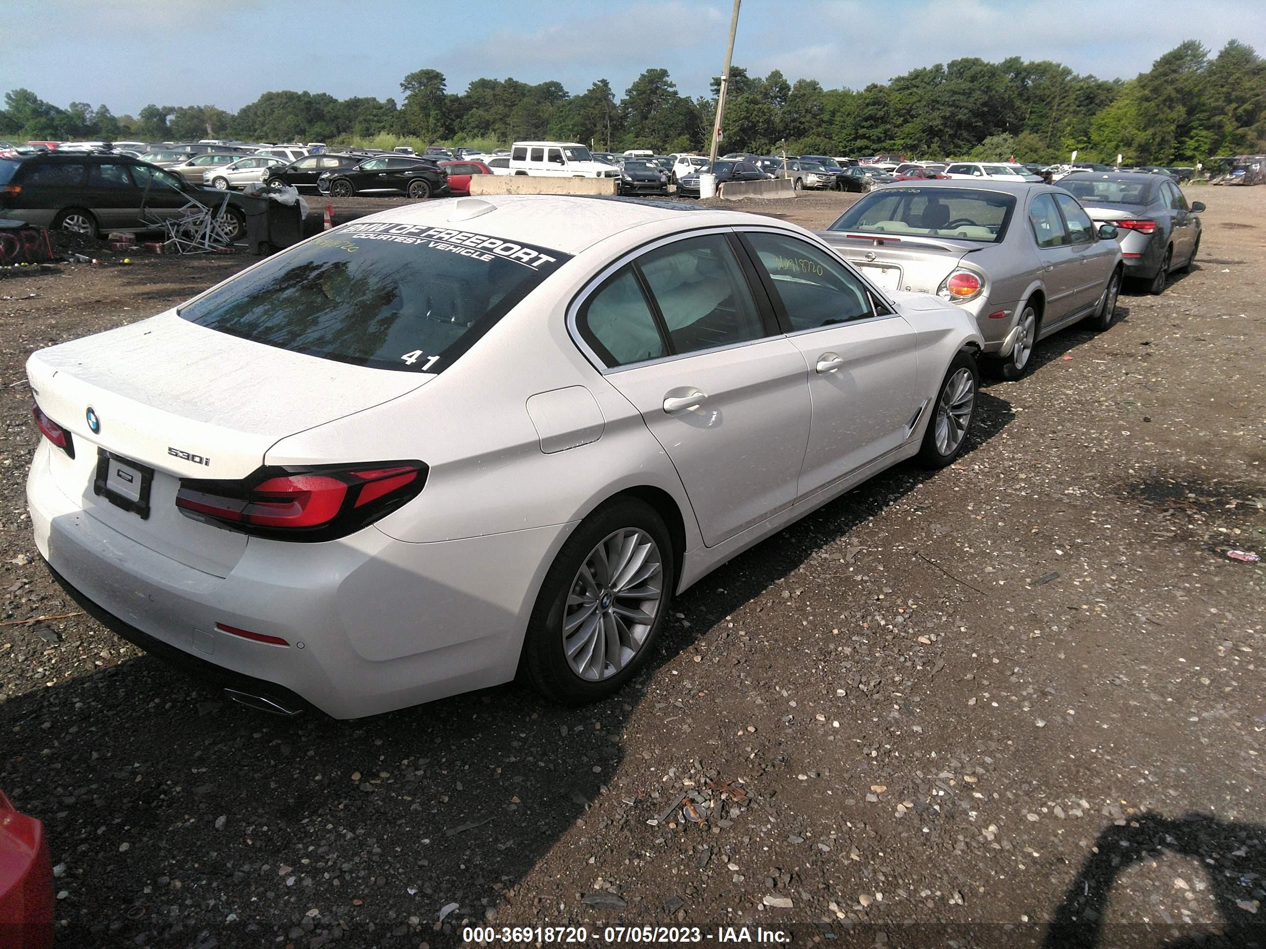 Photo 3 VIN: WBA13BJ07PWX93727 - BMW 5ER 