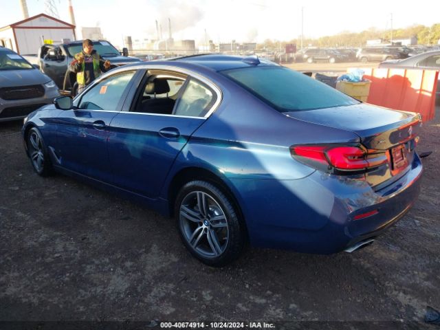 Photo 2 VIN: WBA13BJ08MWX26386 - BMW 530I 