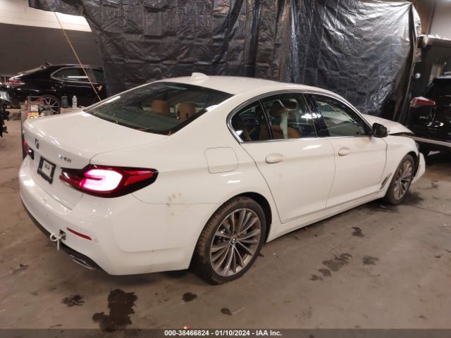 Photo 3 VIN: WBA13BJ0XPWY19169 - BMW 530I 