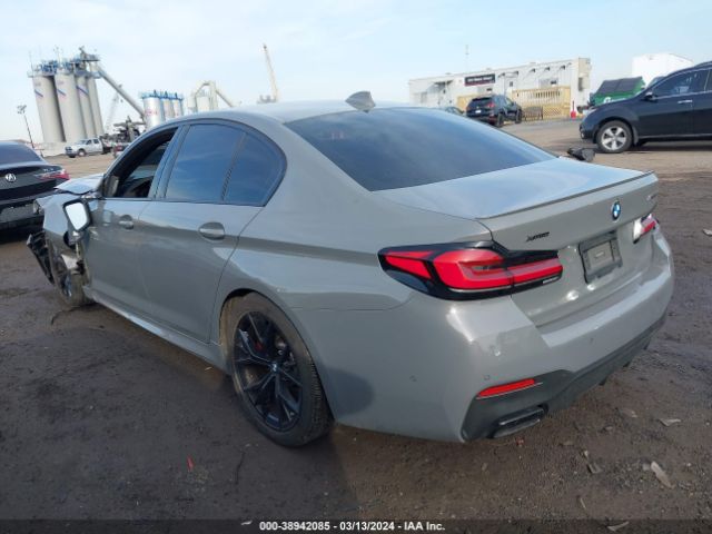 Photo 2 VIN: WBA13BK02MCF42046 - BMW M550I 