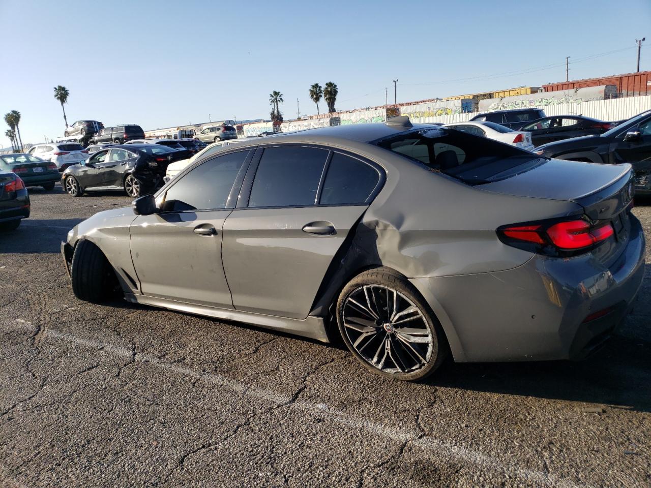 Photo 1 VIN: WBA13BK02NCL05586 - BMW M5 