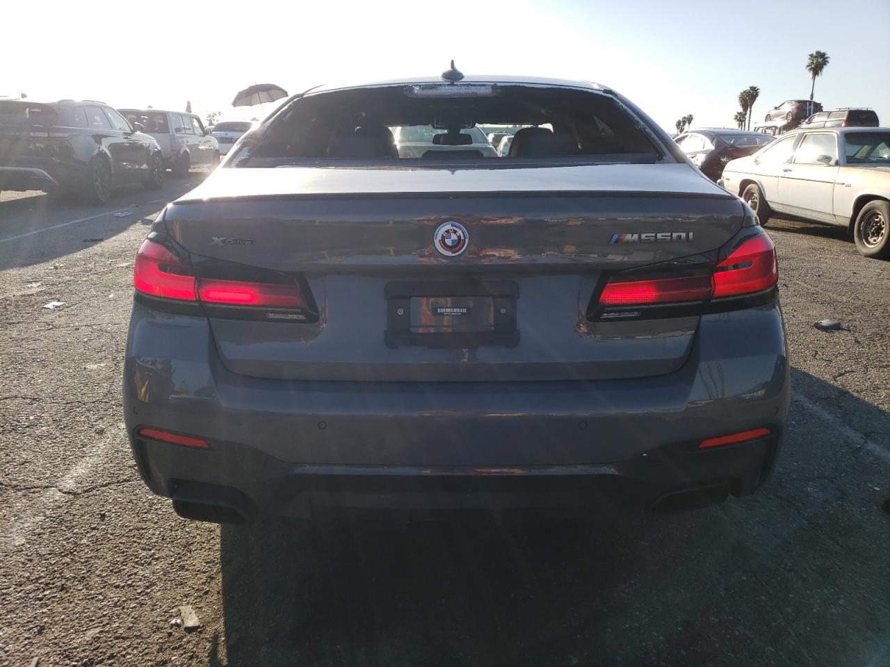 Photo 5 VIN: WBA13BK02NCL05586 - BMW M5 