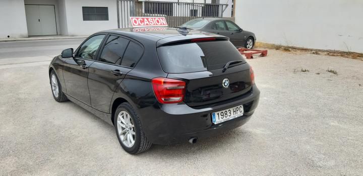 Photo 3 VIN: WBA1A11070E918379 - BMW 116I CITY CAR 