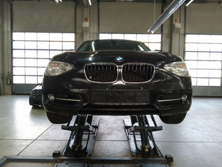 Photo 13 VIN: WBA1C11040E943640 - BMW 118D 