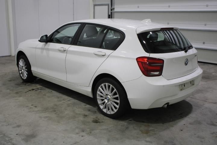 Photo 4 VIN: WBA1C71070J262740 - BMW 1 SERIES HATCHBACK 