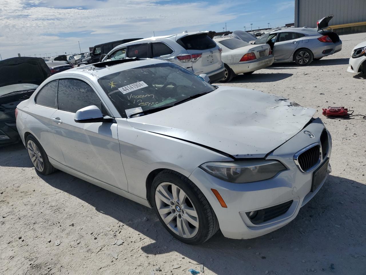 Photo 3 VIN: WBA1F5C56EV256299 - BMW 2ER 