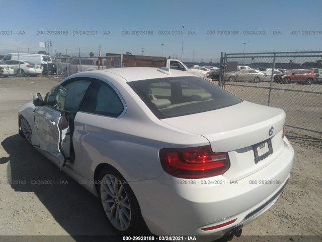 Photo 2 VIN: WBA1F9C57GV546724 - BMW 2 