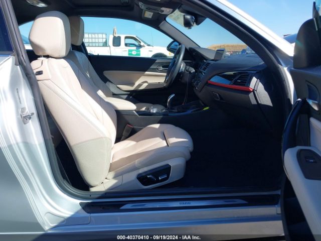 Photo 4 VIN: WBA1G9C5XGV726034 - BMW 228I 