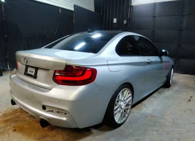 Photo 3 VIN: WBA1J7C51FV288962 - BMW 2 SERIES 