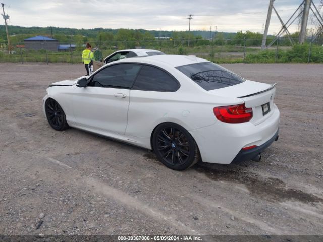 Photo 2 VIN: WBA1J7C51FV289061 - BMW M235 