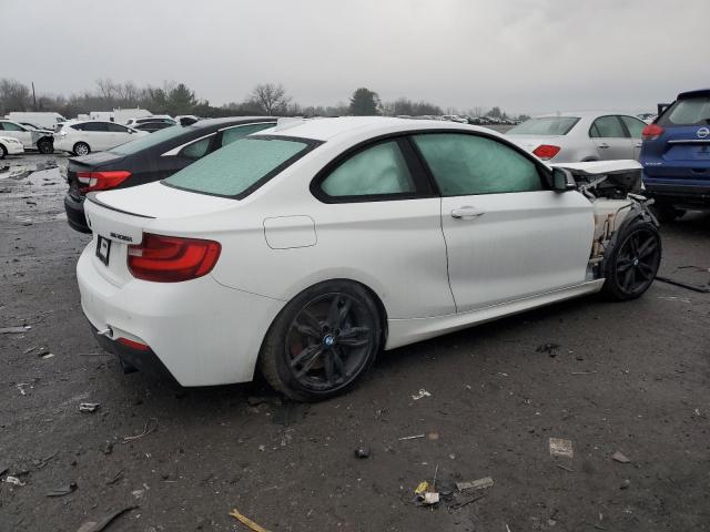 Photo 2 VIN: WBA1J7C52EV253104 - BMW M235I 