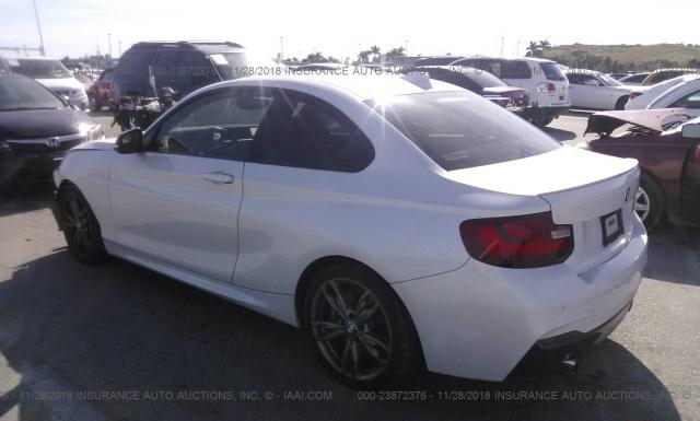 Photo 2 VIN: WBA1J7C52FV358291 - BMW M235I 