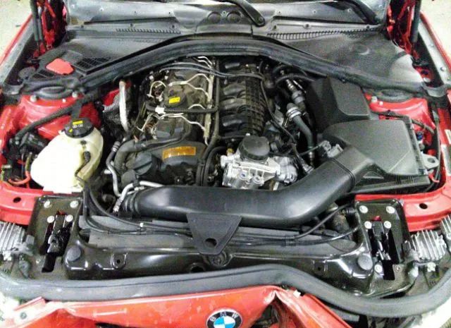 Photo 9 VIN: WBA1J7C53FV253971 - BMW 2 SERIES 