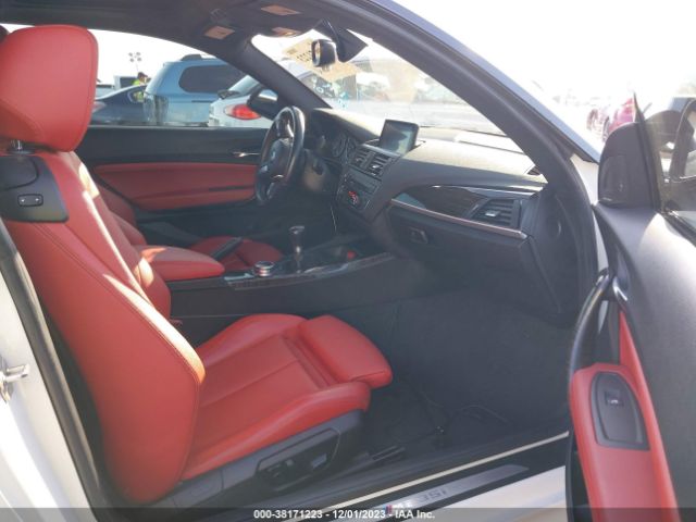 Photo 4 VIN: WBA1J7C57FV288853 - BMW M235 