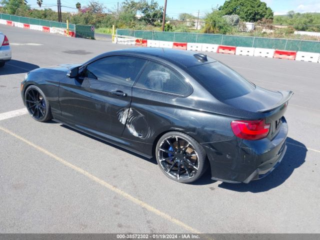 Photo 2 VIN: WBA1J7C58GV359902 - BMW M235I 