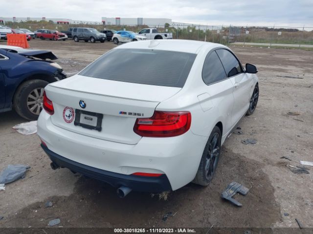 Photo 3 VIN: WBA1J7C5XGV359657 - BMW M235I 