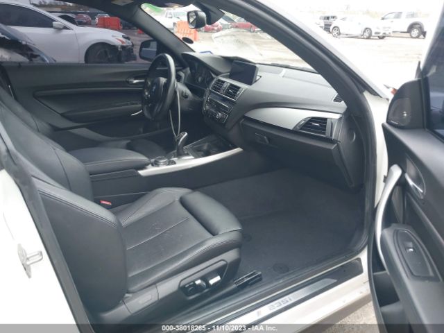 Photo 4 VIN: WBA1J7C5XGV359657 - BMW M235I 