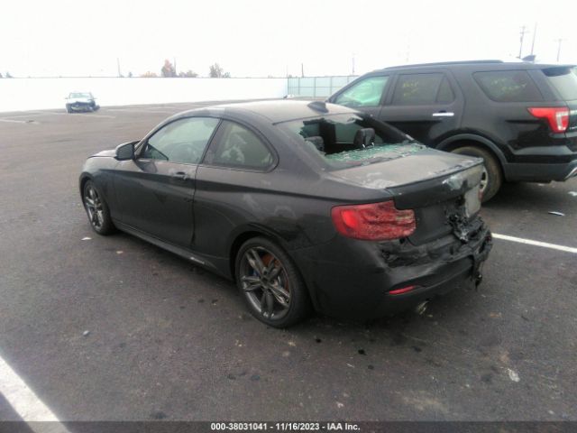 Photo 2 VIN: WBA1J7C5XGV359738 - BMW M235I 